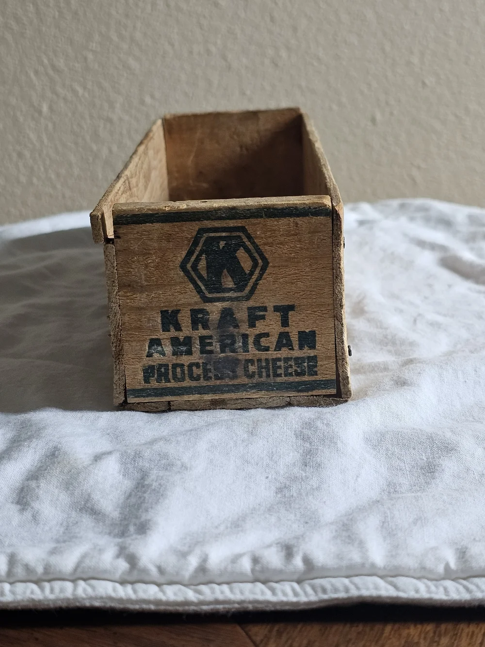 Vintage Kraft American Cheese Wood Crate Box 2LB Split